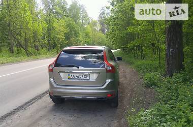 Позашляховик / Кросовер Volvo XC60 2014 в Києві