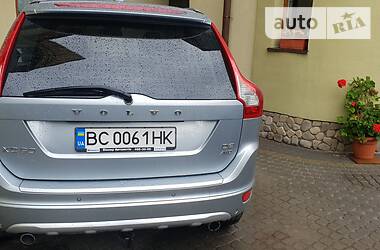 Позашляховик / Кросовер Volvo XC60 2012 в 