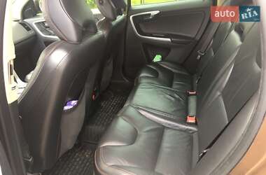 Позашляховик / Кросовер Volvo XC60 2008 в 