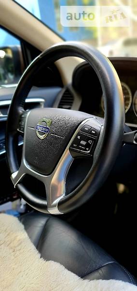 Позашляховик / Кросовер Volvo XC60 2012 в Києві