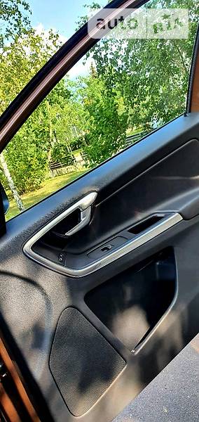 Позашляховик / Кросовер Volvo XC60 2012 в Києві