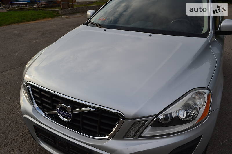 Позашляховик / Кросовер Volvo XC60 2011 в Луцьку
