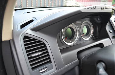 Позашляховик / Кросовер Volvo XC60 2011 в 