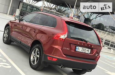 Внедорожник / Кроссовер Volvo XC60 2012 в Киеве