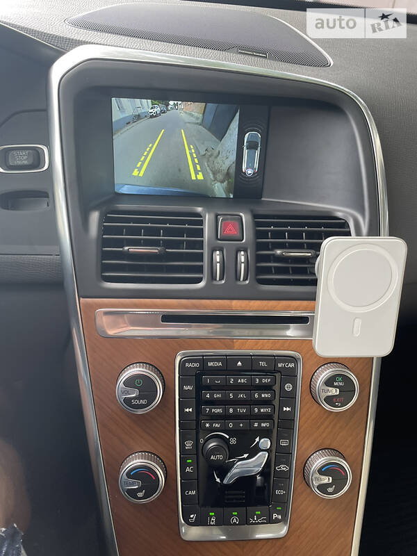 Внедорожник / Кроссовер Volvo XC60 2016 в Кропивницком