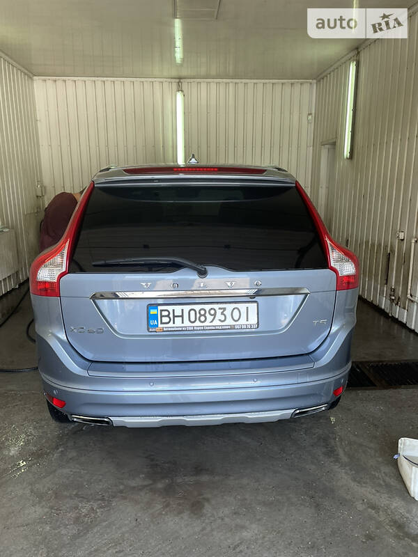 Внедорожник / Кроссовер Volvo XC60 2016 в Кропивницком