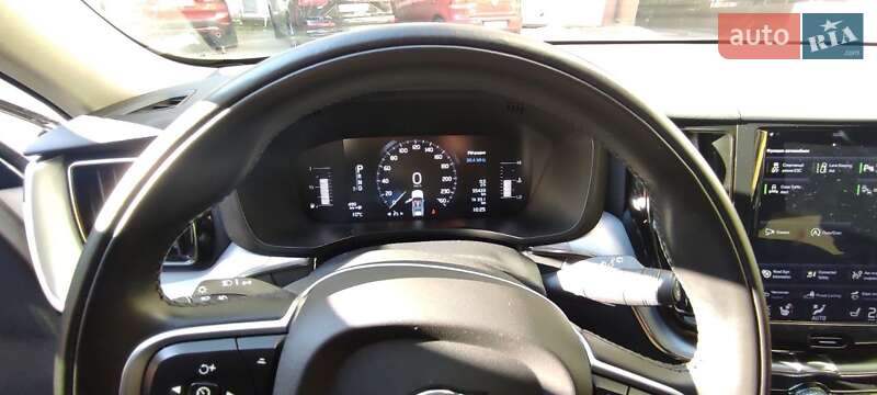 Позашляховик / Кросовер Volvo XC60 2019 в Києві