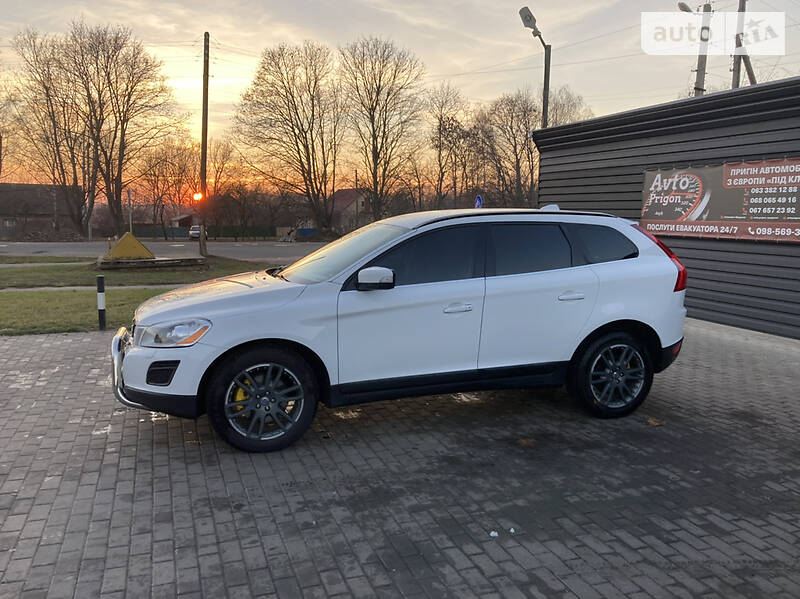 Позашляховик / Кросовер Volvo XC60 2010 в Миргороді