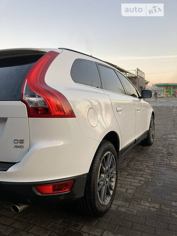 Позашляховик / Кросовер Volvo XC60 2010 в Миргороді