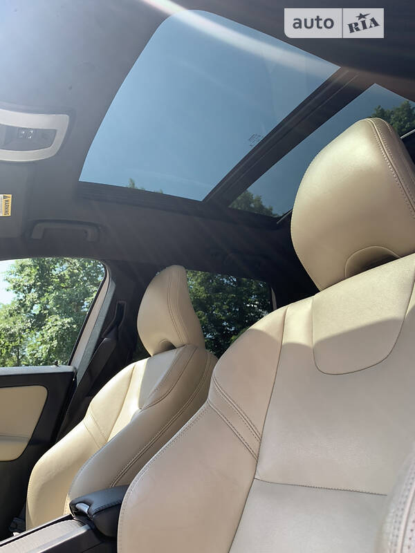 Позашляховик / Кросовер Volvo XC60 2015 в Львові