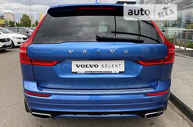Внедорожник / Кроссовер Volvo XC60 2020 в Киеве