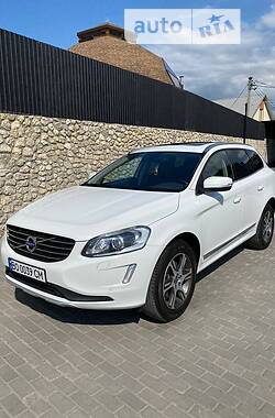 Внедорожник / Кроссовер Volvo XC60 2015 в Тернополе