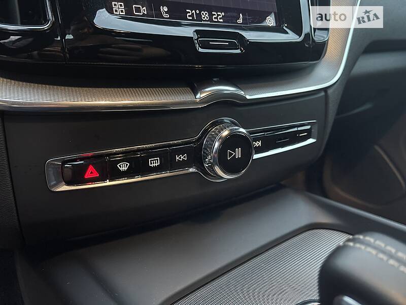 Внедорожник / Кроссовер Volvo XC60 2021 в Одессе