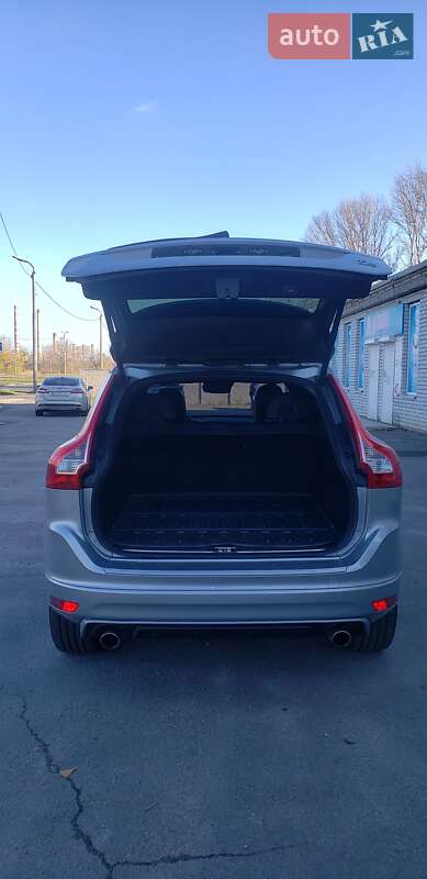 Внедорожник / Кроссовер Volvo XC60 2016 в Днепре фото 10 Внедорожник / Кроссовер Volvo XC60 2016 в Днепре