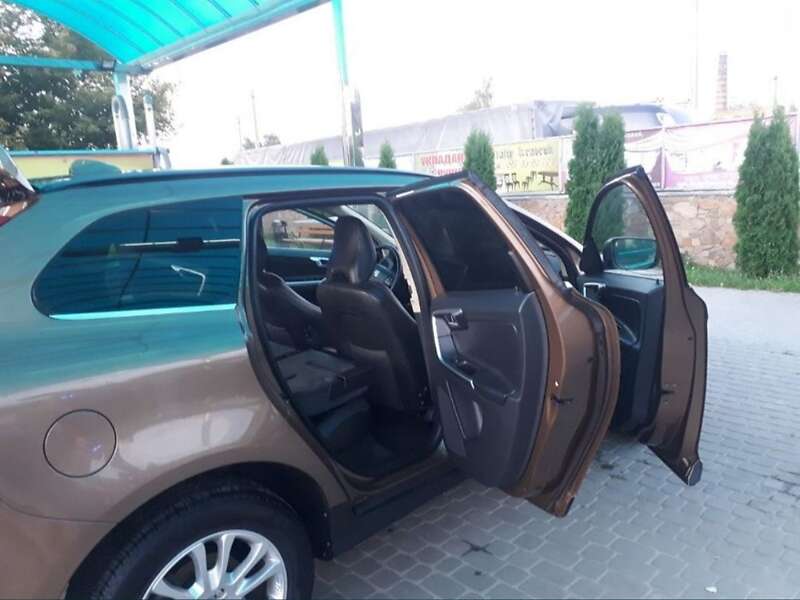 Внедорожник / Кроссовер Volvo XC60 2009 в Сарнах фото 5 Внедорожник / Кроссовер Volvo XC60 2009 в Сарнах