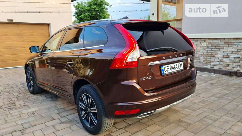 Внедорожник / Кроссовер Volvo XC60 2017 в Черновцах