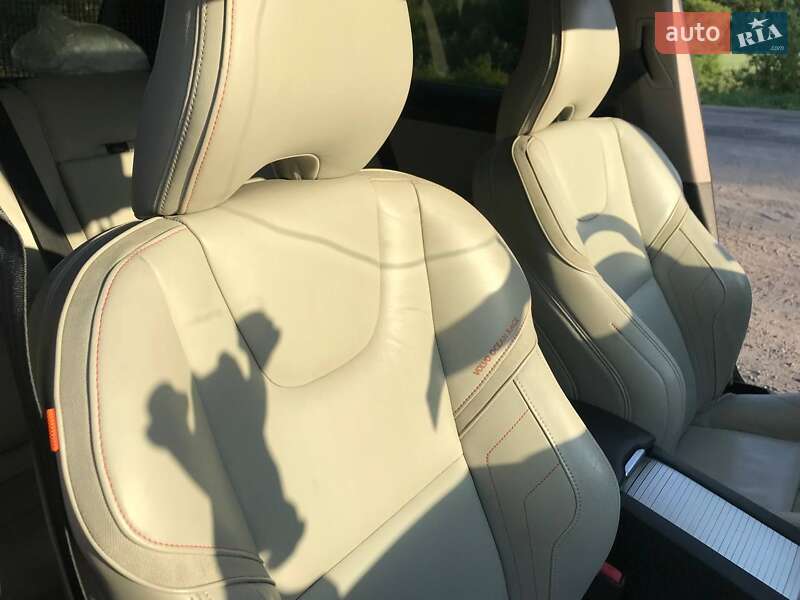Позашляховик / Кросовер Volvo XC60 2014 в Шепетівці