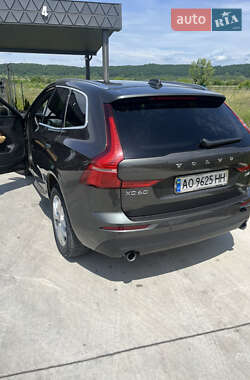 Внедорожник / Кроссовер Volvo XC60 2018 в 