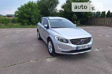 Позашляховик / Кросовер Volvo XC60 2016 в 