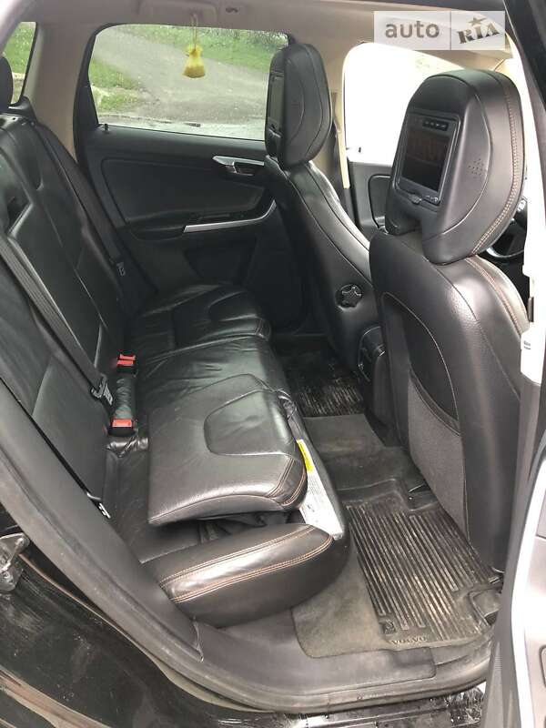 Внедорожник / Кроссовер Volvo XC60 2010 в Луцке