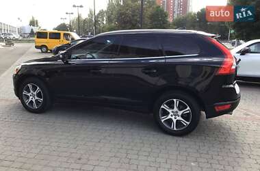 Внедорожник / Кроссовер Volvo XC60 2012 в 