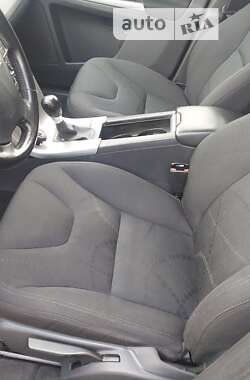 Внедорожник / Кроссовер Volvo XC60 2009 в 
