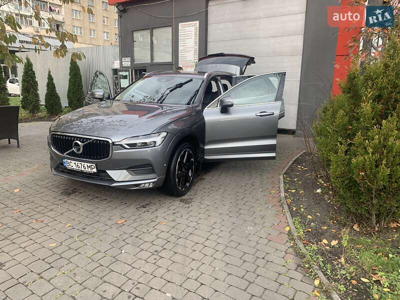 Внедорожник / Кроссовер Volvo XC60 2017 в Львове