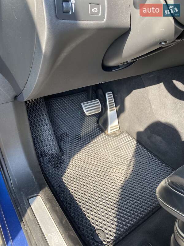 Внедорожник / Кроссовер Volvo XC60 2018 в Киеве