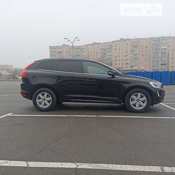 Внедорожник / Кроссовер Volvo XC60 2017 в Каменец-Подольском