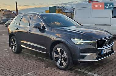 Внедорожник / Кроссовер Volvo XC60 2023 в 