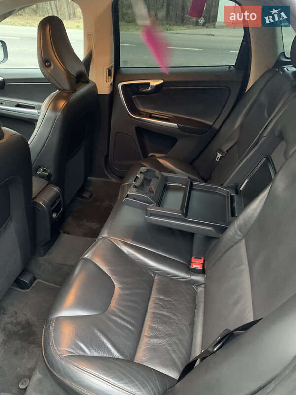 Позашляховик / Кросовер Volvo XC60 2010 в Снятині