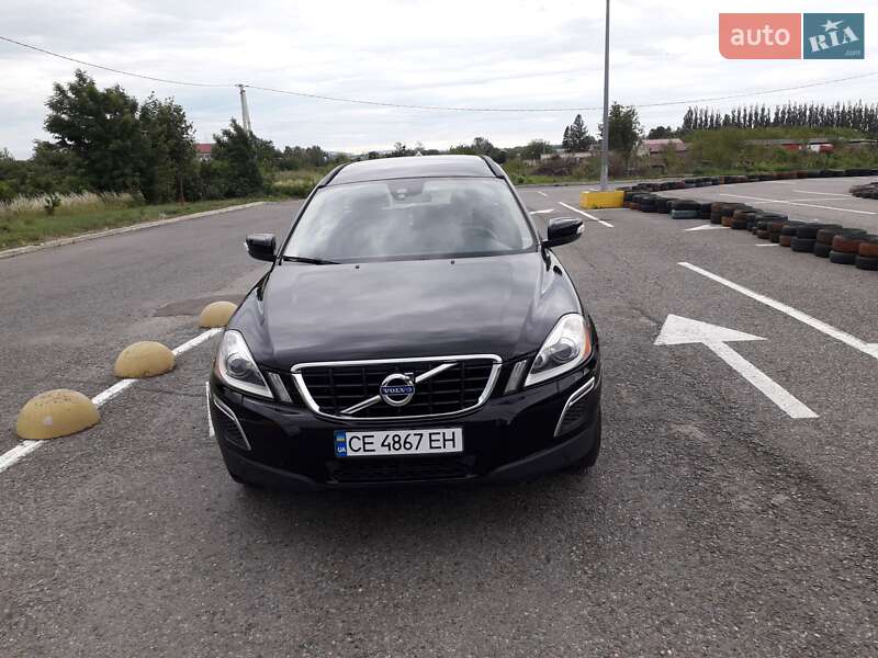 Внедорожник / Кроссовер Volvo XC60 2012 в Черновцах
