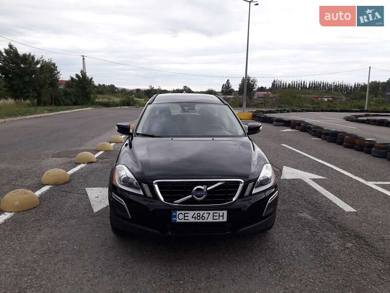 Внедорожник / Кроссовер Volvo XC60 2012 в Черновцах