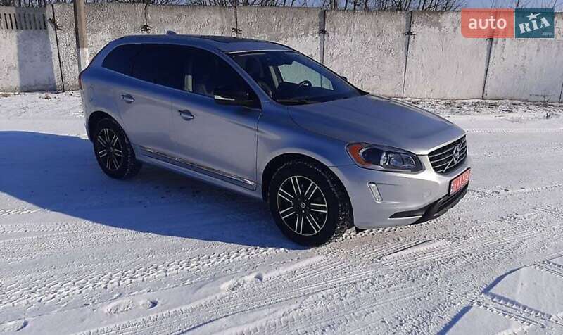 Позашляховик / Кросовер Volvo XC60 2016 в Києві