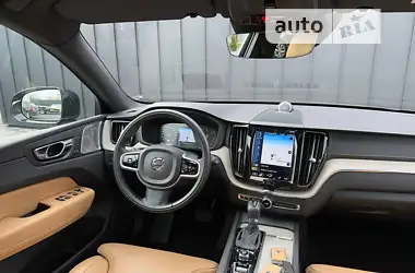 Volvo XC60 2019