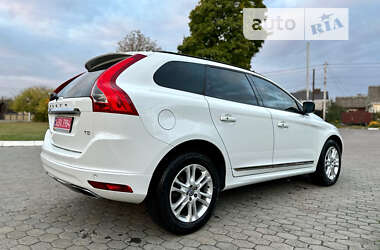 Внедорожник / Кроссовер Volvo XC60 2016 в 