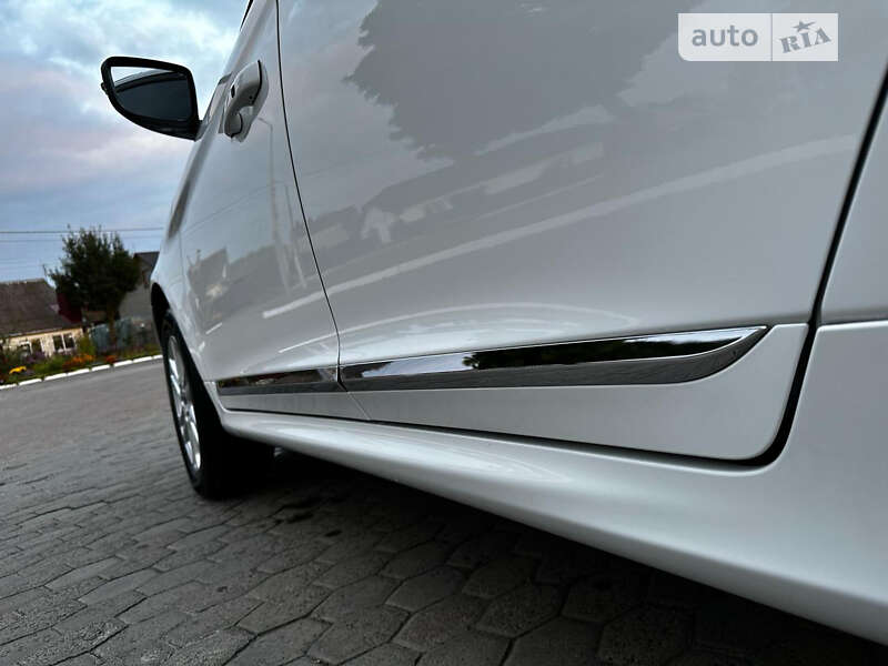 Внедорожник / Кроссовер Volvo XC60 2016 в Ровно