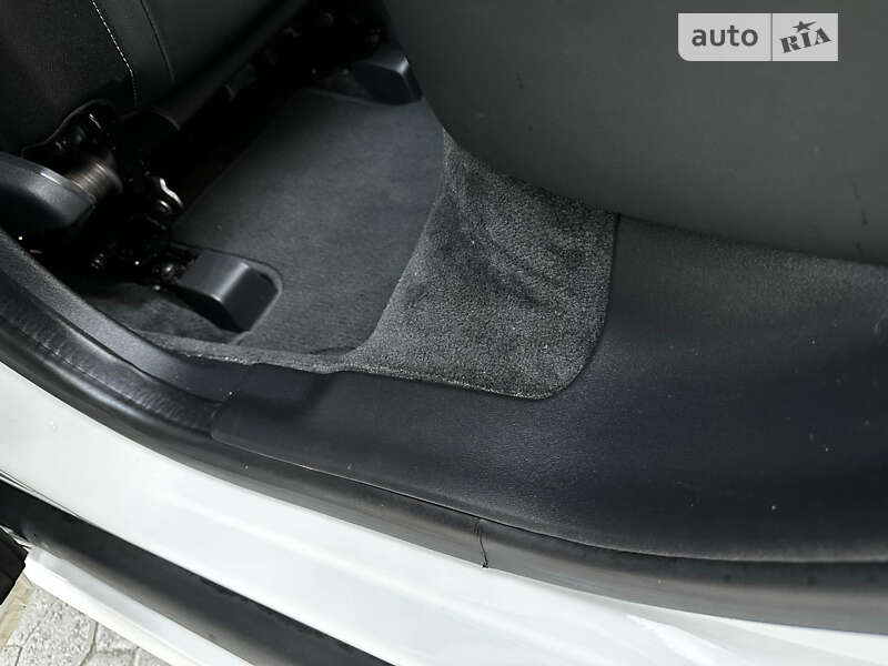 Внедорожник / Кроссовер Volvo XC60 2016 в Ровно