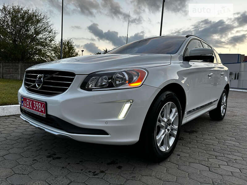 Внедорожник / Кроссовер Volvo XC60 2016 в Ровно