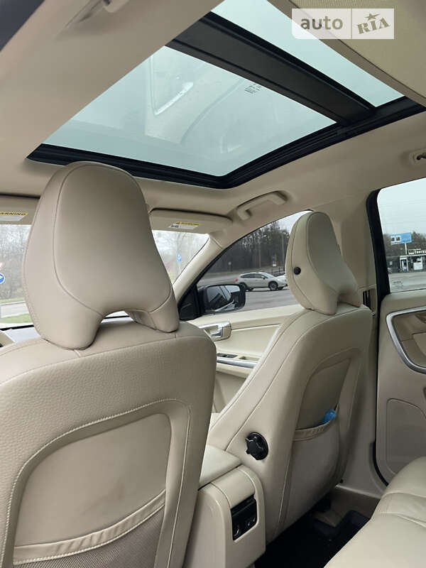 Позашляховик / Кросовер Volvo XC60 2011 в Рівному