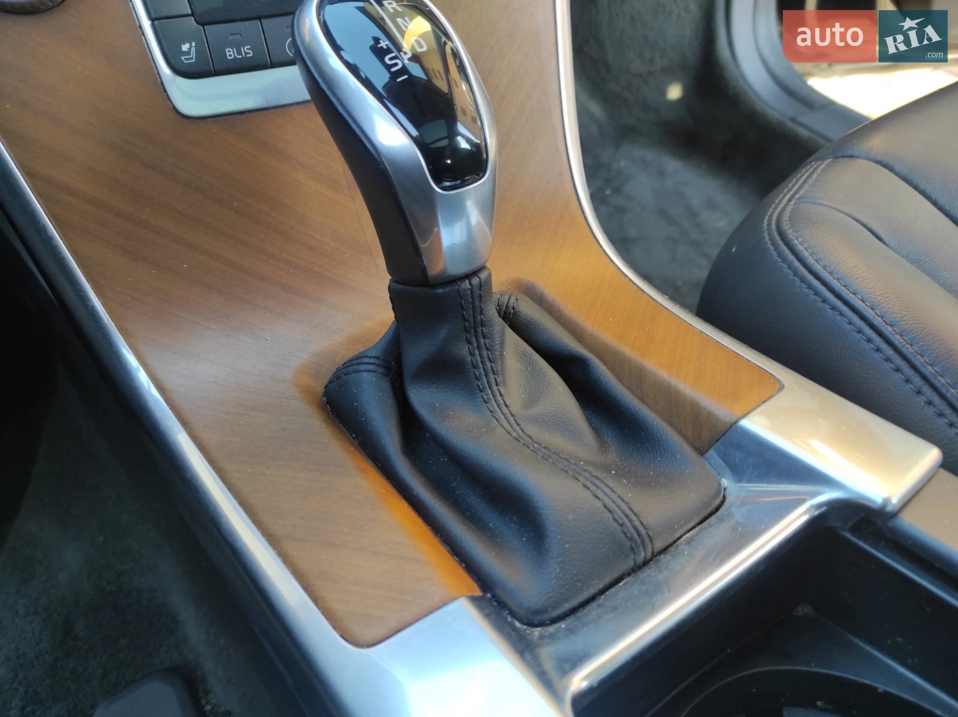2017 Volvo XC60 - мініатюра 19