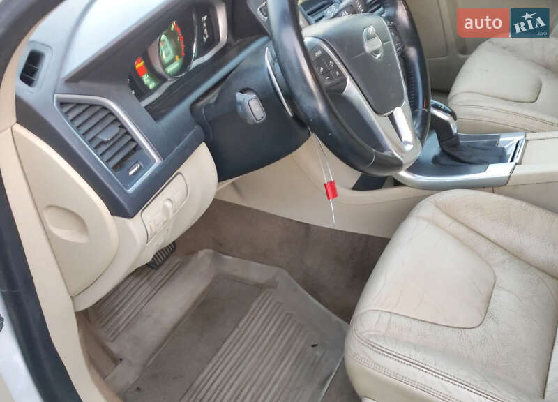 Внедорожник / Кроссовер Volvo XC60 2014 в Львове фото 14 Внедорожник / Кроссовер Volvo XC60 2014 в Львове