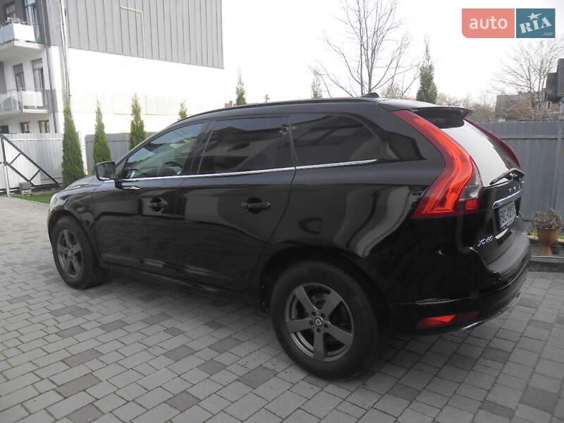 Внедорожник / Кроссовер Volvo XC60 2017 в Львове