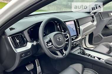 Позашляховик / Кросовер Volvo XC60 2021 в Рівному
