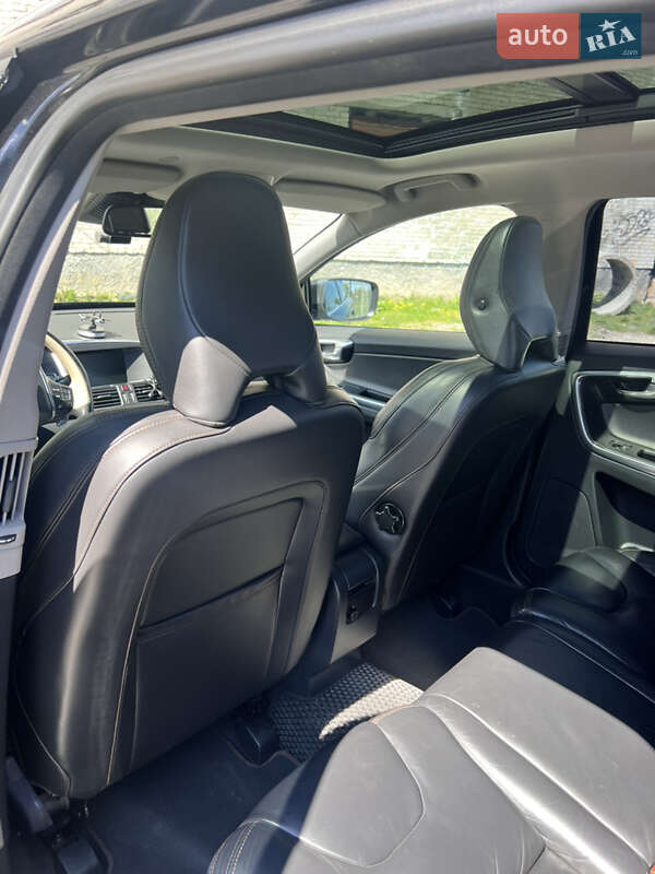 Внедорожник / Кроссовер Volvo XC60 2013 в Львове фото 49 Внедорожник / Кроссовер Volvo XC60 2013 в Львове