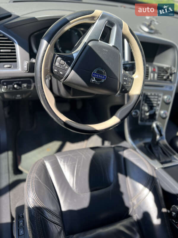 Внедорожник / Кроссовер Volvo XC60 2013 в Львове фото 71 Внедорожник / Кроссовер Volvo XC60 2013 в Львове