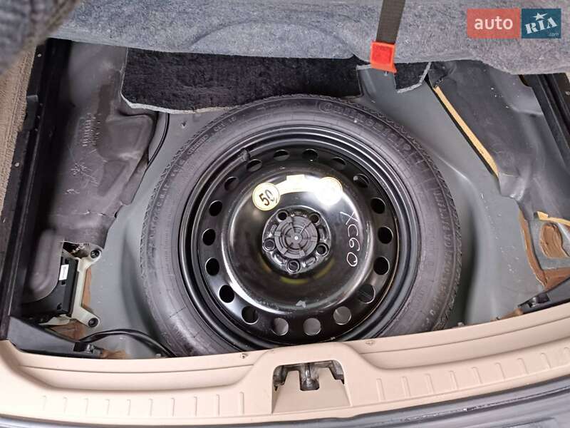 Внедорожник / Кроссовер Volvo XC60 2011 в Дрогобыче