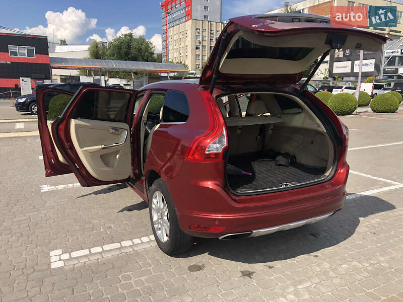 Внедорожник / Кроссовер Volvo XC60 2014 в Львове