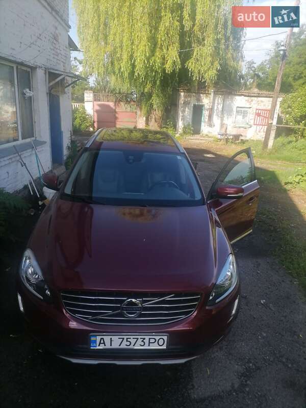 Позашляховик / Кросовер Volvo XC60 2015 в Києві