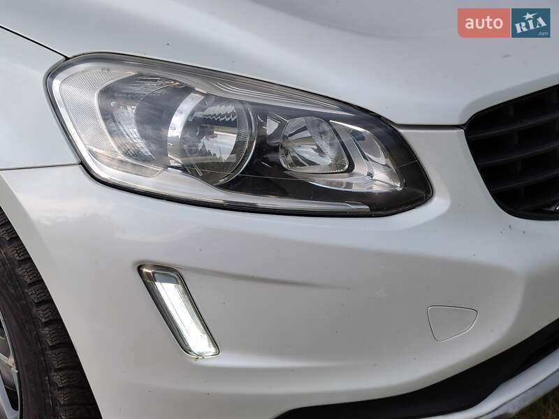 Внедорожник / Кроссовер Volvo XC60 2015 в Баре фото 11 Внедорожник / Кроссовер Volvo XC60 2015 в Баре